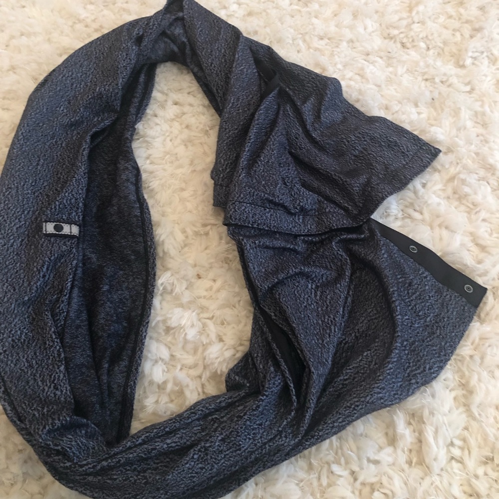 Lululemon vinyasa scarf multicolored